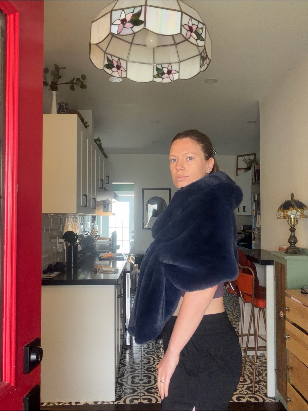 Faux fur stole/bolero shawl - Picture 6 of 14